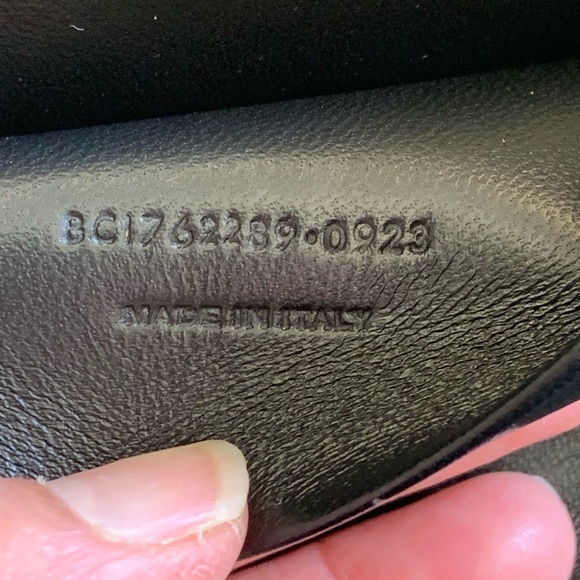 Saint Laurent SLP Patent Leather Frame Clutch Bag - Picture 15 of 16